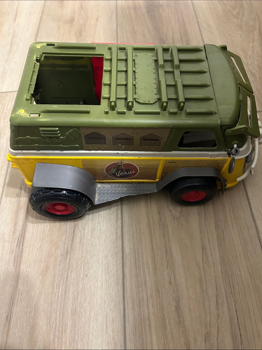 TMNT Play Van Party Wagon toy car
